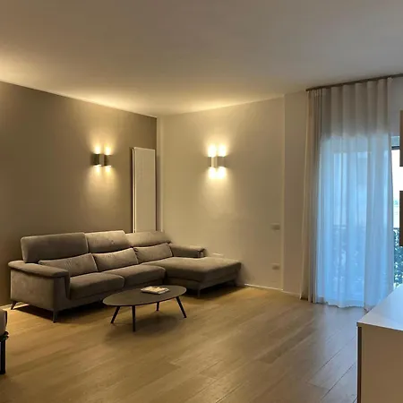 Apartament Station *