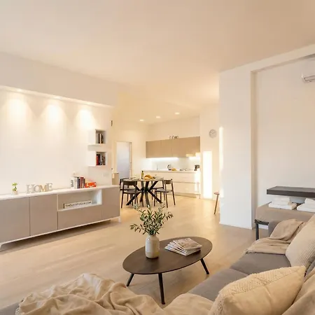 Apartment Station